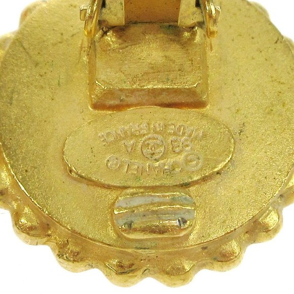 CHANEL CC Logos Button Motif Earrings Gold-Tone Clip-On 93A Accessories AK38487k - Picture 2 of 4